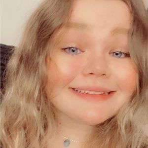 Meet your Posher, Mallory